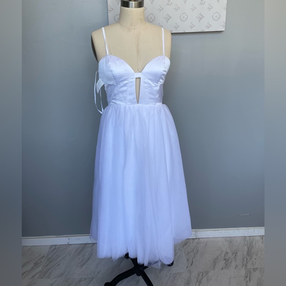 Fame & Partners Venice Tea Length Tulle Dress in White w/ Adjustable Straps - Picture 2 of 7